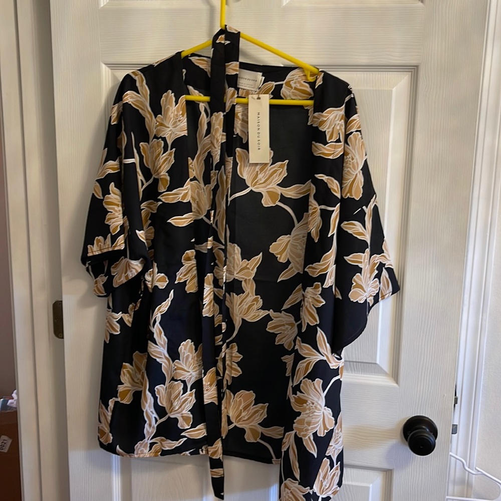 Madison Du Soir light weight shell with tie belt